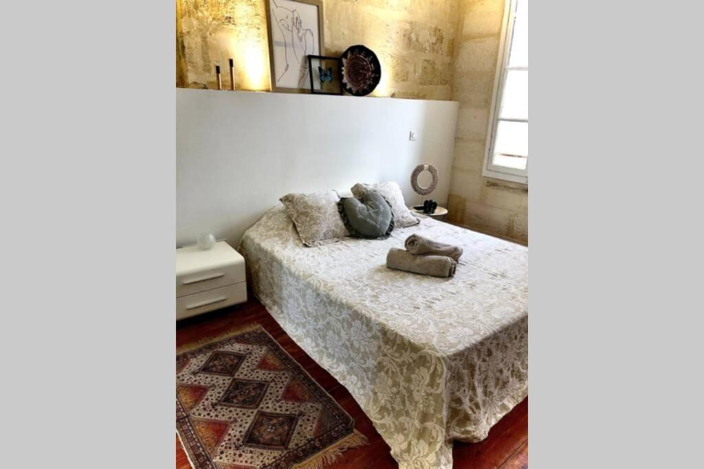 Au Coeur De Libourne Appartamento Esterno foto
